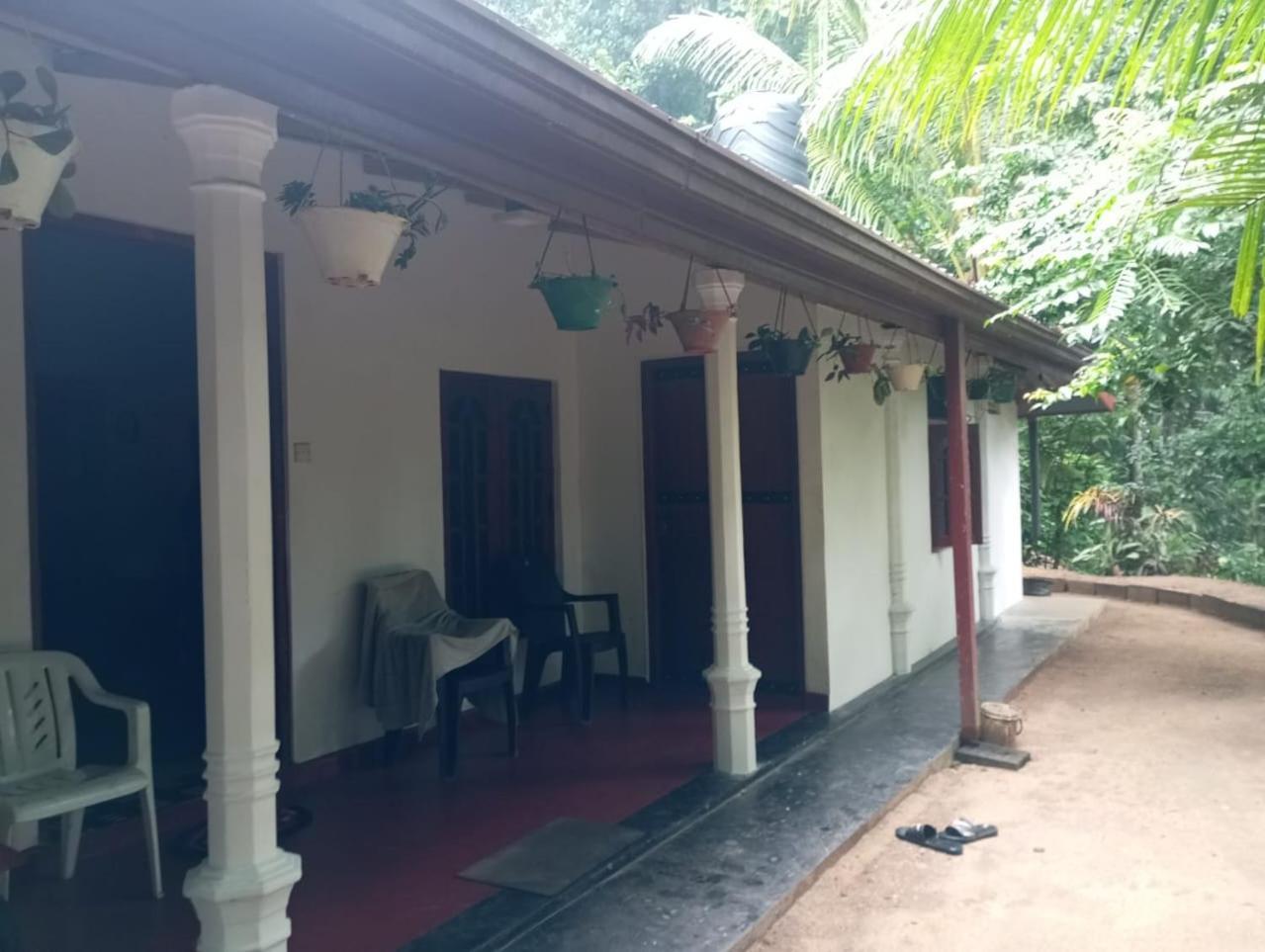 Relax Home Rambukkana Luaran gambar