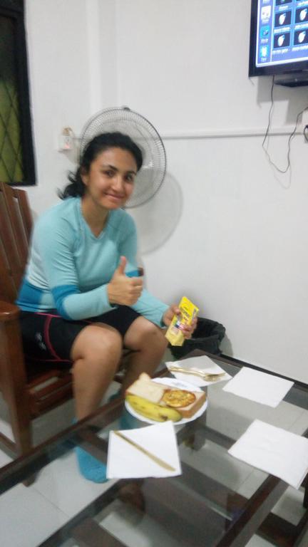 Relax Home Rambukkana Luaran gambar