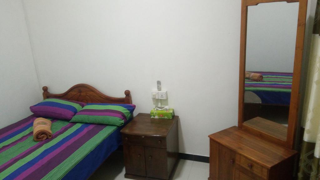 Relax Home Rambukkana Luaran gambar